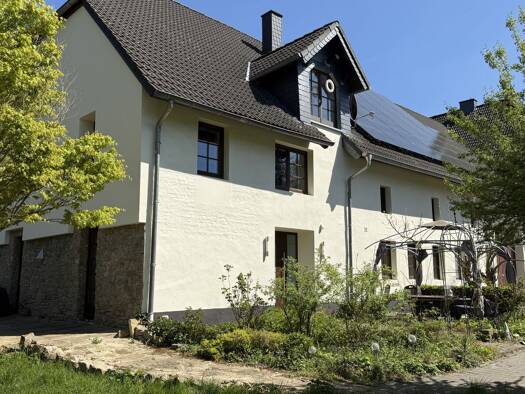 Mehrfamilienhaus zum Kauf provisionsfrei 1.590.000 € 10 Zimmer 600 m² 30.187 m² Grundstück Brake Heepen 33729