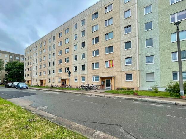 Wohnung zur Miete 400 € 3 Zimmer 59,2 m² 5. Geschoss frei ab sofort Gutsmuths-Platz 12 Sömmerda 99610