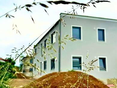 Wohnung zum Kauf provisionsfrei 384.500 € 3 Zimmer 91,9 m² 1. Geschoss frei ab sofort Krankenhausstraße Nabburg Nabburg 92507