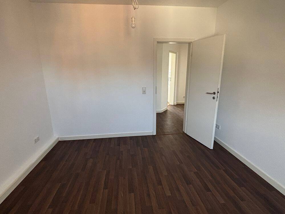 Gemütliche 2 Zimmer-DG-Wohnung in Wiesbaden – Westendstraße 30, 65195 Wiesbaden – Vorschaubild 12