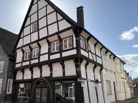 Haus zum Kauf 178.000 € 120 m² 247 m² Grundstück Höxter Höxter 37671