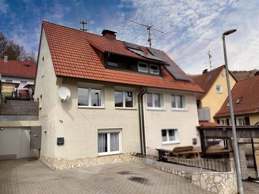 Doppelhaushälfte zum Kauf 229.000 € 3 Zimmer 90 m² 162 m² Grundstück Burladingen 72393