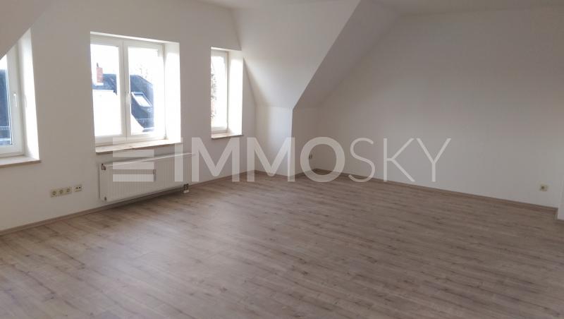 Wohnung zum Kauf 125.000 € 3 Zimmer 86 m²<br/>Wohnfläche 4.<br/>Geschoss Hartmannsdorf 09232