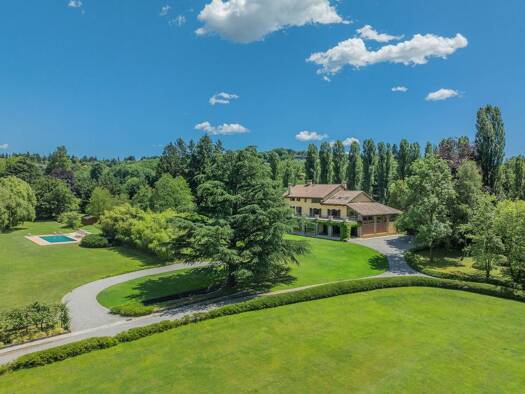 Villa zum Kauf 5.700.000 € 13 Zimmer 975 m² 120.200 m² Grundstück Varese 21100