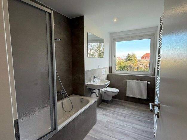 Wohnung zur Miete 850 € 4 Zimmer 84,1 m² EG Eythraer Str. 8 Großdalzig Zwenkau OT Großdalzig 04442