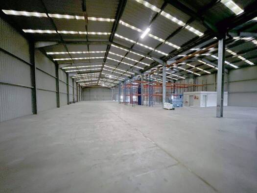 Lagerhalle zur Miete 4.000 m² Lagerfläche teilbar ab 2.000 m² Dellmensingen Erbach 89155