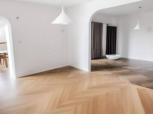 Doppelhaushälfte zum Kauf 145.000 € 6 Zimmer 126 m² 658 m² Grundstück Heringen 36266