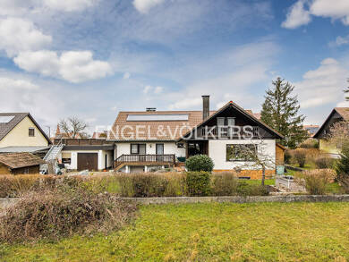 Haus zum Kauf 398.000 € 9 Zimmer 265 m² 811 m² Grundstück Marktbergel Marktbergel 91613