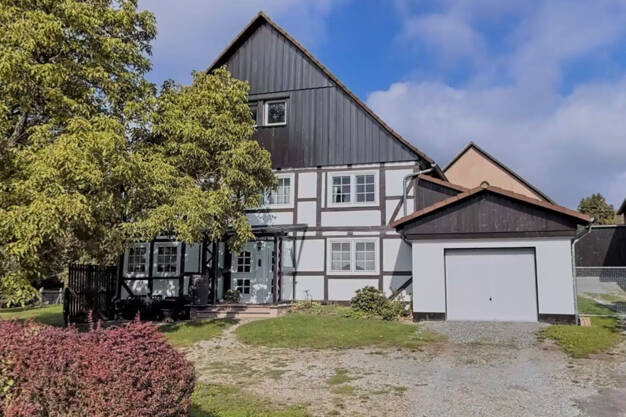 Einfamilienhaus zum Kauf 439.500 € 10 Zimmer 349 m² 3.200 m² Grundstück Derental 37691