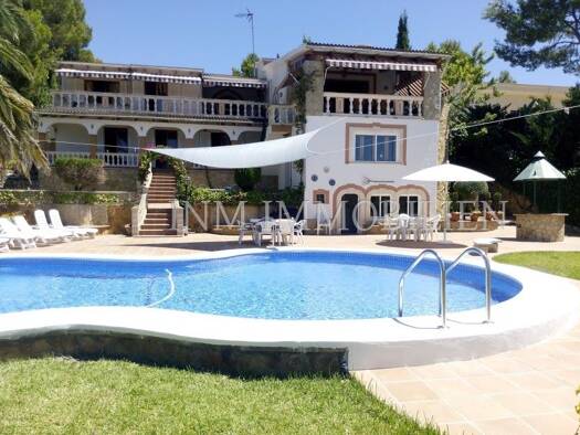 Einfamilienhaus zur Miete 4.500 € 7 Zimmer 450 m² 1.300 m² Grundstück frei ab sofort Santa Ponsa 07180