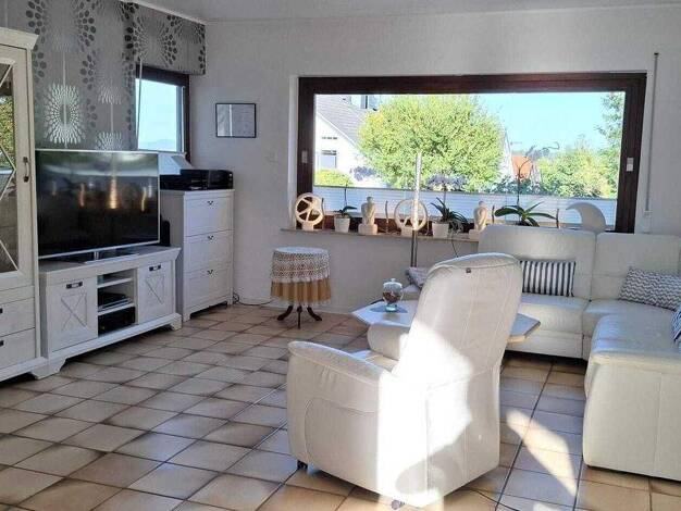 Mehrfamilienhaus zum Kauf 749.000 € 11 Zimmer 340 m² 845 m² Grundstück Braunfels 35619