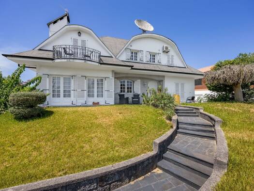 Haus zum Kauf 675.000 € 2.387 m² 1.400 m² Grundstück Amares e Figueiredo 4720
