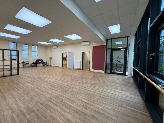 Medizinisches Gebäude zur Miete provisionsfrei 4.150 € 3 Zimmer 310 m² Bürofläche Steinbühl Nürnberg 90443