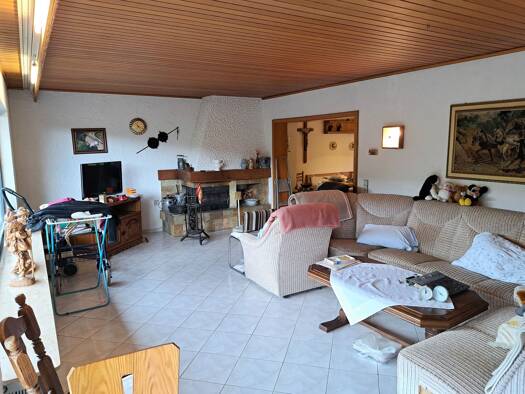 Haus zum Kauf 260.000 € 5 Zimmer 185 m² 622 m² Grundstück frei ab sofort Am Kappelwald 8 Rissenthal Losheim am See 66679