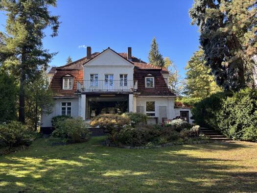 Villa zum Kauf 1.400.000 € 8 Zimmer 263 m² 1.336 m² Grundstück frei ab sofort Lankwitz Berlin 12247