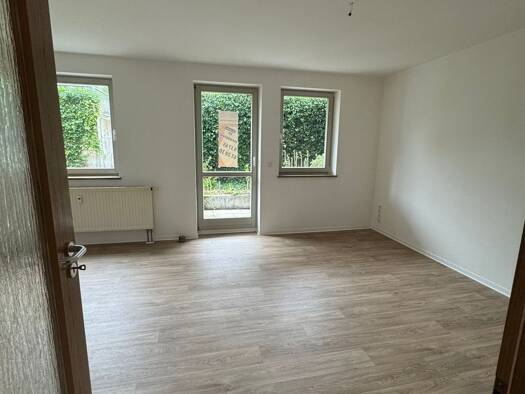 Wohnung zur Miete 340 € 2 Zimmer 57,5 m² frei ab sofort Elisabethstraße 23 Netzschkau Netzschkau 08491