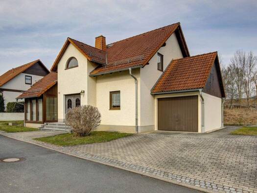 Einfamilienhaus zum Kauf 275.000 € 6 Zimmer 155 m² 518 m² Grundstück Pößneck,Stadt Pößneck 07381