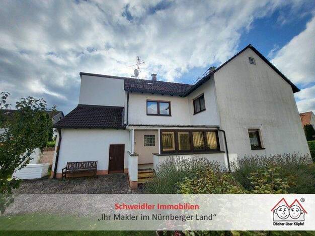 Haus zum Kauf 325.000 € 3,5 Zimmer 89,3 m² 285 m² Grundstück frei ab sofort Röthenbach 90552