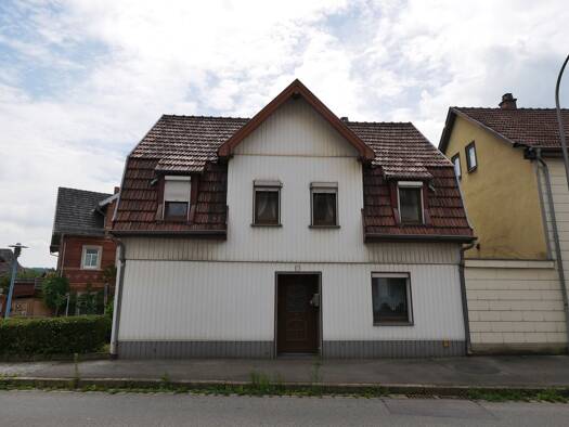Einfamilienhaus zum Kauf 85.000 € 3,5 Zimmer 90 m² 130 m² Grundstück Oeslau Rödental 96472