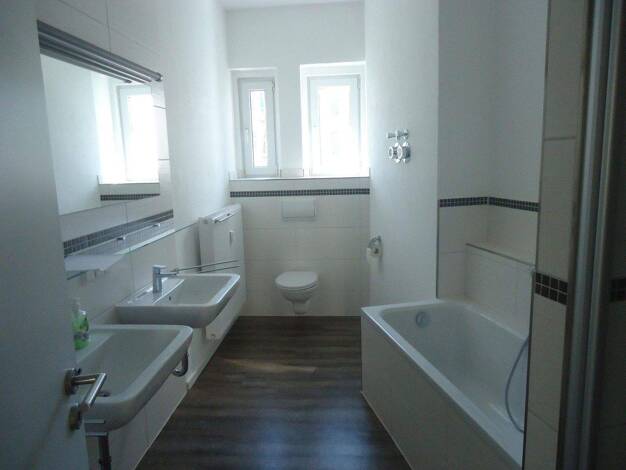 Wohnung zur Miete 590 € 3 Zimmer 86 m² 3. Geschoss frei ab 01.12.2025 Äußere Plauensche Str.5 Innenstadt Zwickau 08056