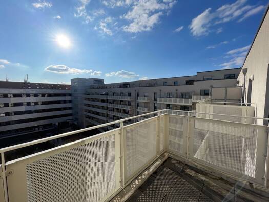 Studio zur Miete 520 € 1 Zimmer 35,4 m² 6. Geschoss Welserstr. 77 Rennweg Nürnberg 90489