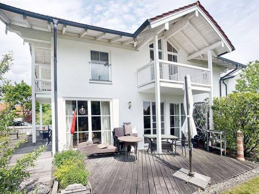 Haus zur Miete 2.200 € 5 Zimmer 200 m² 720 m² Grundstück frei ab sofort Seeon Seeon-Seebruck 83370