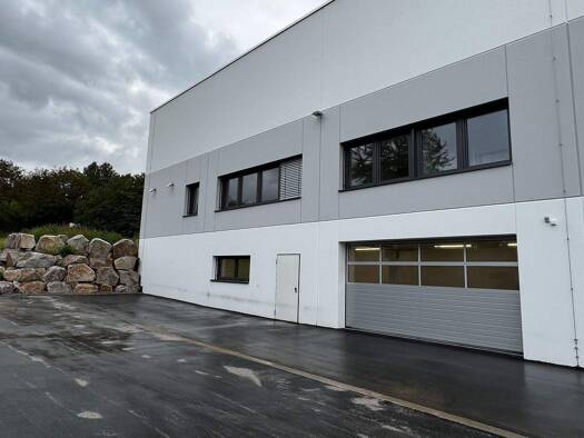 Büro zur Miete - Erstbezug provisionsfrei 1.050 € 133 m² Bürofläche Wössingen Walzbachtal 75045