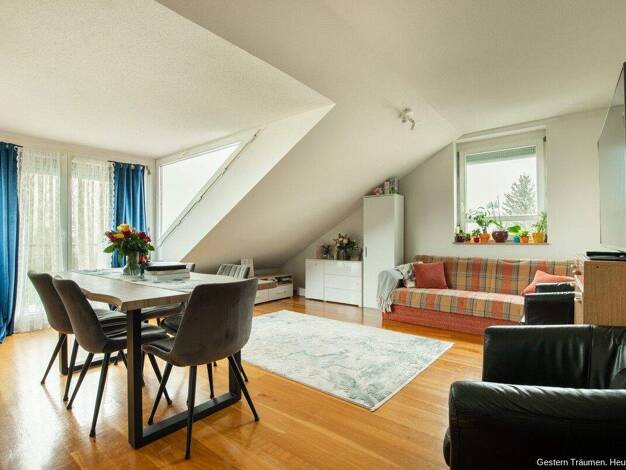 Wohnung zum Kauf 225.000 € 3 Zimmer 71,1 m² 3. Geschoss frei ab 01.08.2026 Bollschweil 79283