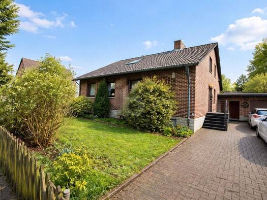 Einfamilienhaus zum Kauf 279.000 € 6,5 Zimmer 185 m² 1.325 m² Grundstück Niedernwöhren Niedernwöhren 31712
