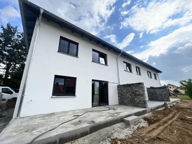 Reihenendhaus zum Kauf - Erstbezug provisionsfrei 394.000 € 4 Zimmer 146 m² 294 m² Grundstück Gstein Iggensbach 94547