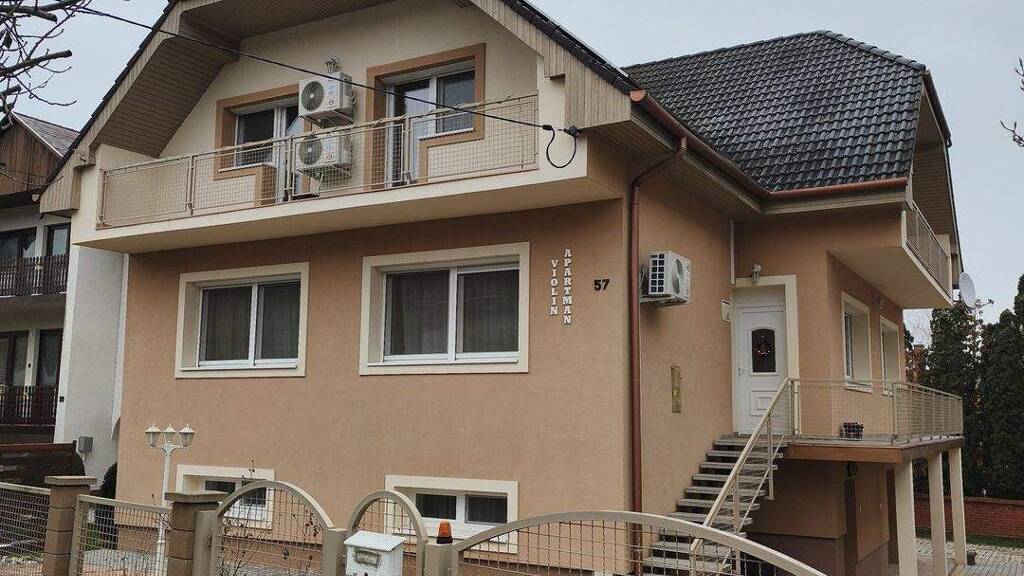 Mehrfamilienhaus zum Kauf 668.000 € 9 Zimmer 350 m² 420 m² Grundstück Hévíz 8380