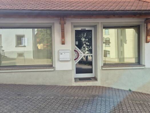 Büro zur Miete provisionsfrei 550 € 3,5 Zimmer 52 m² Bürofläche Im Moos 2 Görwihl 79733