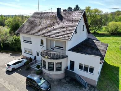 Mehrfamilienhaus zum Kauf 459.000 € 11 Zimmer 280 m² 9.000 m² Grundstück frei ab 01.08.2025 Steinbach Lebach 66822