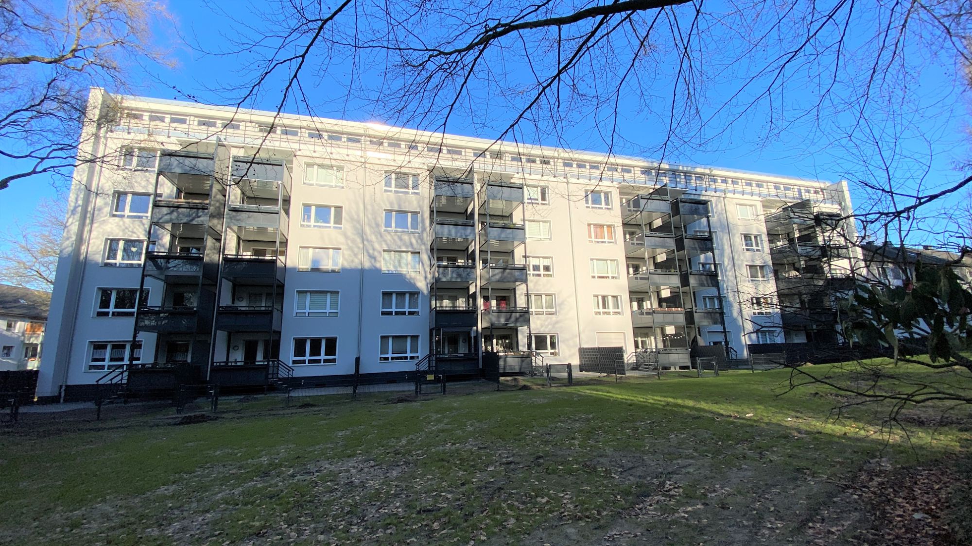 Wohnung zur Miete 590 € 2 Zimmer 57,7 m²<br/>Wohnfläche EG<br/>Geschoss 16.03.2025<br/>Verfügbarkeit Am Ringofen 27 Bergborbeck Essen 45355