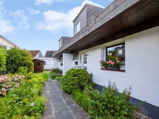 Haus zum Kauf 589.000 € 7 Zimmer 168,5 m² 488,3 m² Grundstück Buxtehude 21614