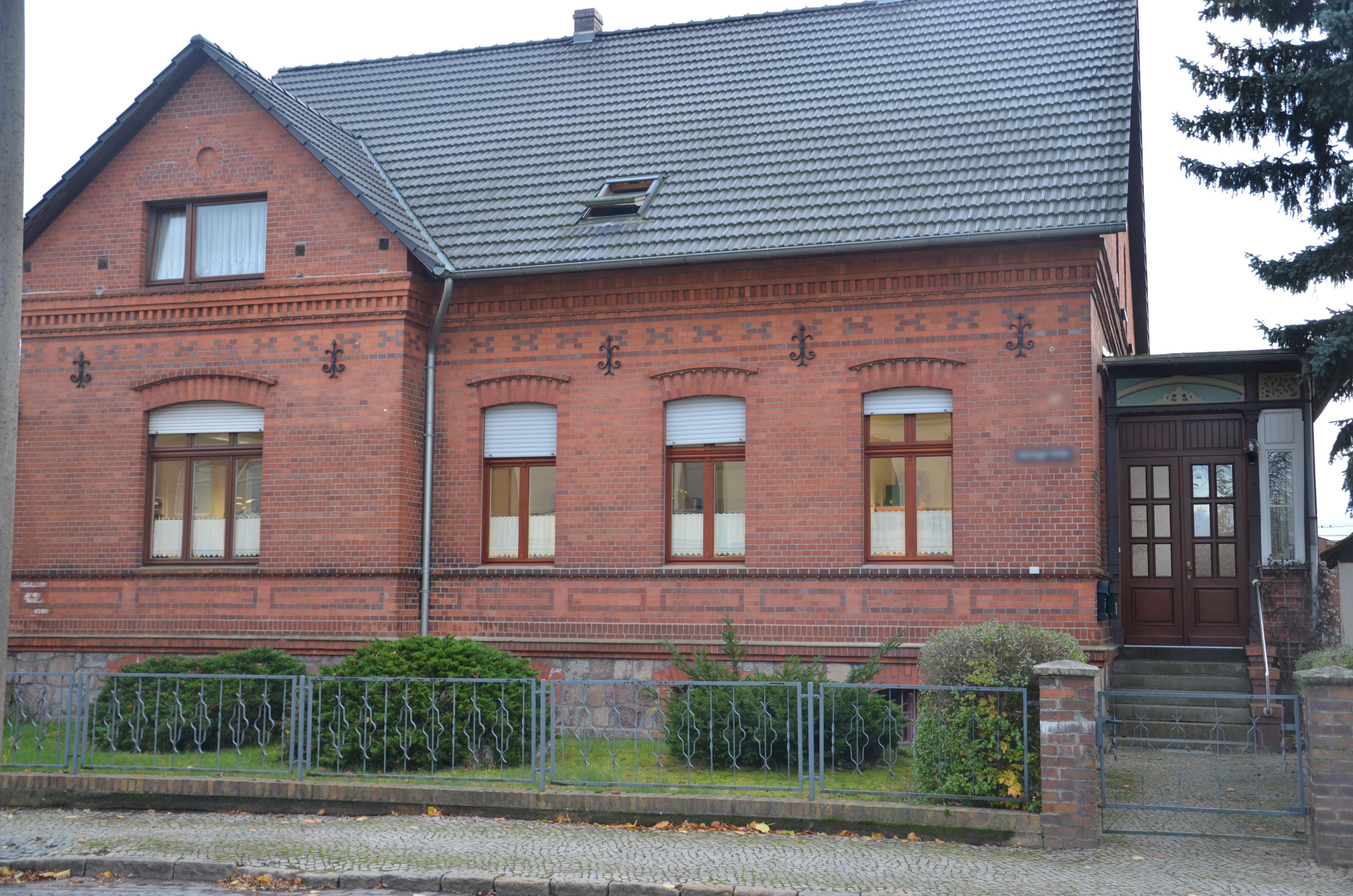 Mehrfamilienhaus zum Kauf 295.000 € 10 Zimmer 325 m²<br/>Wohnfläche 1.475 m²<br/>Grundstück ab sofort<br/>Verfügbarkeit Dahme Dahme/Mark 15936