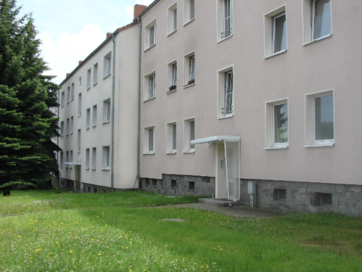 Wohnung zur Miete 301 € 2 Zimmer 54,7 m² 1. Geschoss Löbauer Straße 58 Bautzen Bautzen 02625