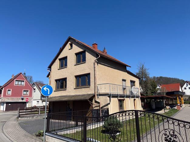 Haus zum Kauf 95.000 € 4 Zimmer 92,9 m² 370 m² Grundstück frei ab sofort Lindenstraße 1a Trusetal Brotterode-Trusetal 98596