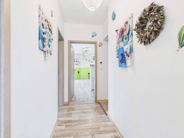 Büro zur Miete 2.400 € 6 Zimmer 160 m² Bürofläche Meddewade 23847