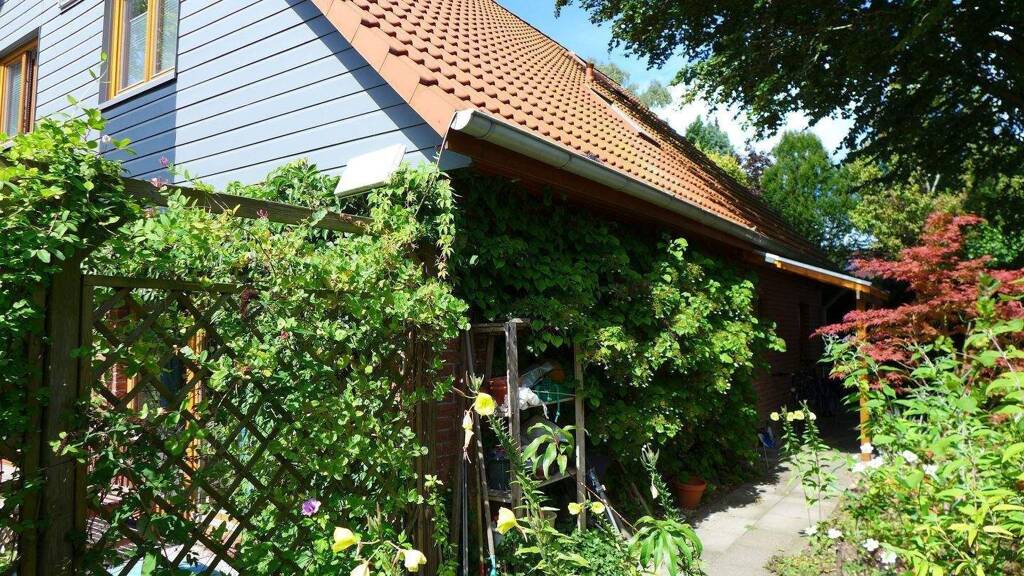 Einfamilienhaus zur Miete 3.400 € 6 Zimmer 160 m² frei ab 01.07.2026 Sasel Hamburg 22393