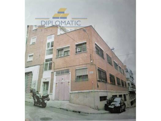 Haus zur Miete 3.000 € 1 Zimmer 370 m² Madrid 28011