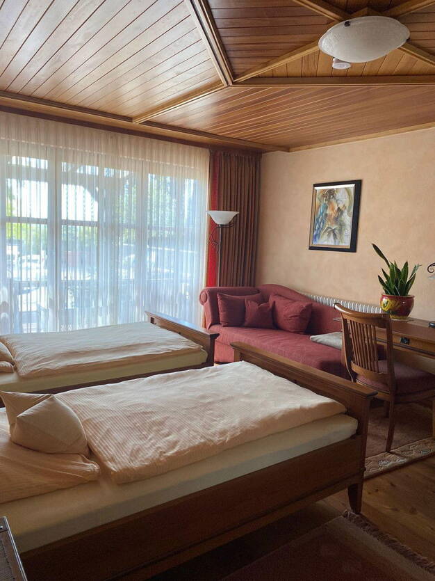 WG-Zimmer zur Miete Wohnen auf Zeit 400 € 20 m² frei ab 01.06.2025 Ziegelsteige 11 Lampoldshausen Hardthausen 74239