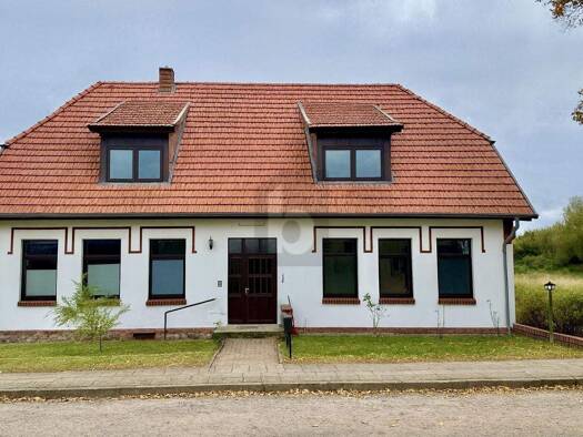 Mehrfamilienhaus zum Kauf als Kapitalanlage geeignet 365.000 € 8 Zimmer 225 m² 1.248 m² Grundstück Ziggelmark Wittenburg 19243