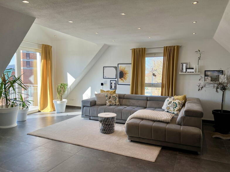 Wohnung zum Kauf provisionsfrei 698.500 € 4 Zimmer 180 m² Dachgeschoss, 2. Geschoss Hallstadt Hallstadt 96103