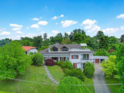 Haus zum Kauf 930.000 € 612 m² 1.000 m² Grundstück Castronno 21040