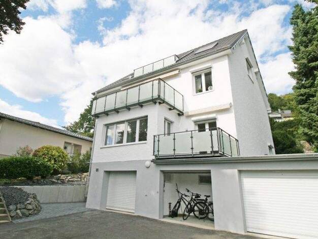 Wohnung zur Miete 1.190 € 2 Zimmer 95 m² Oberkassel Bonn 53227