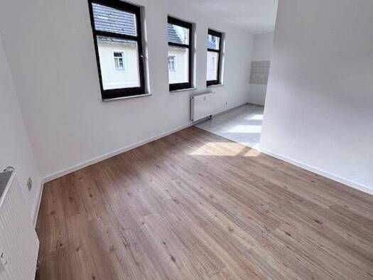 Wohnung zur Miete 320 € 2 Zimmer 40 m² 1. Geschoss frei ab sofort Margarethenstr. 22/23 Kahla 07768