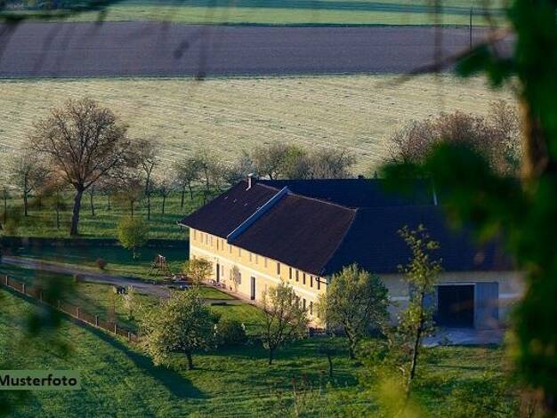 Mehrfamilienhaus zum Kauf 86.000 € 1,1 m² 5.798 m² Grundstück Wüstenfelde Loitz 17121