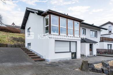 Mehrfamilienhaus zum Kauf 495.000 € 7 Zimmer 200,8 m² 995 m² Grundstück Schönenberg Ruppichteroth Schönenberg 53809