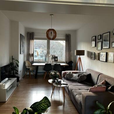 Wohnung zur Miete 690 € 2 Zimmer 68 m² 2. Geschoss frei ab 01.05.2025 Chemnitzer Str. 126 Mitte Dortmund 44139